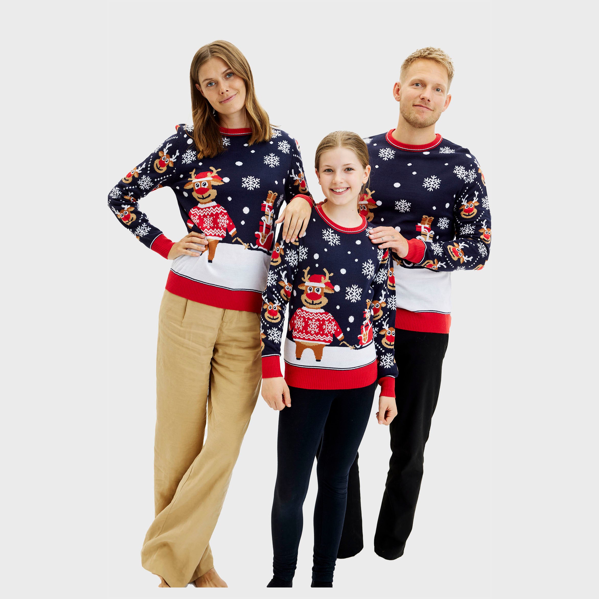 The Bringing Christmas Gifts Sweater - Femme
