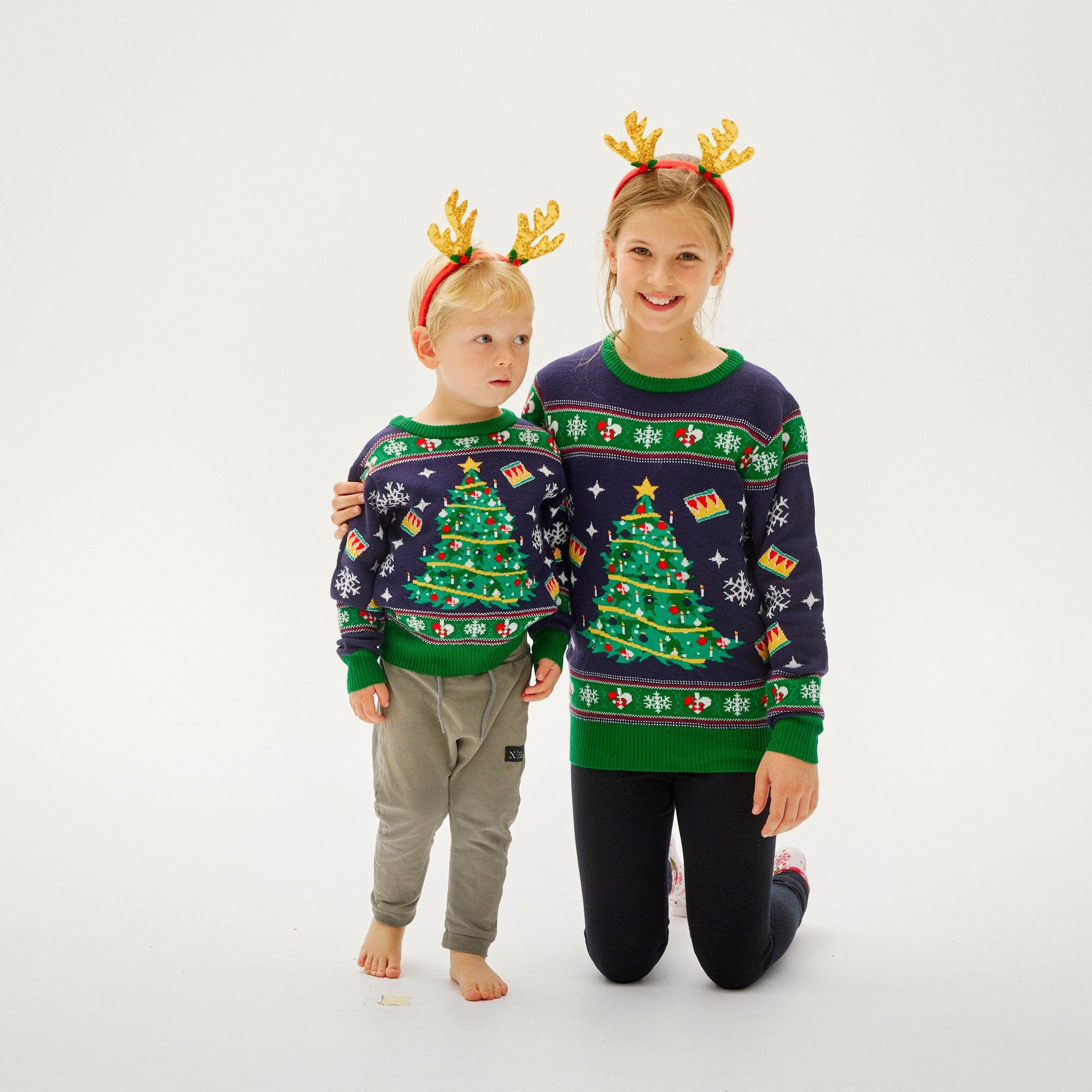 Pull De Noël De L'arbre LED Bleu - Enfants