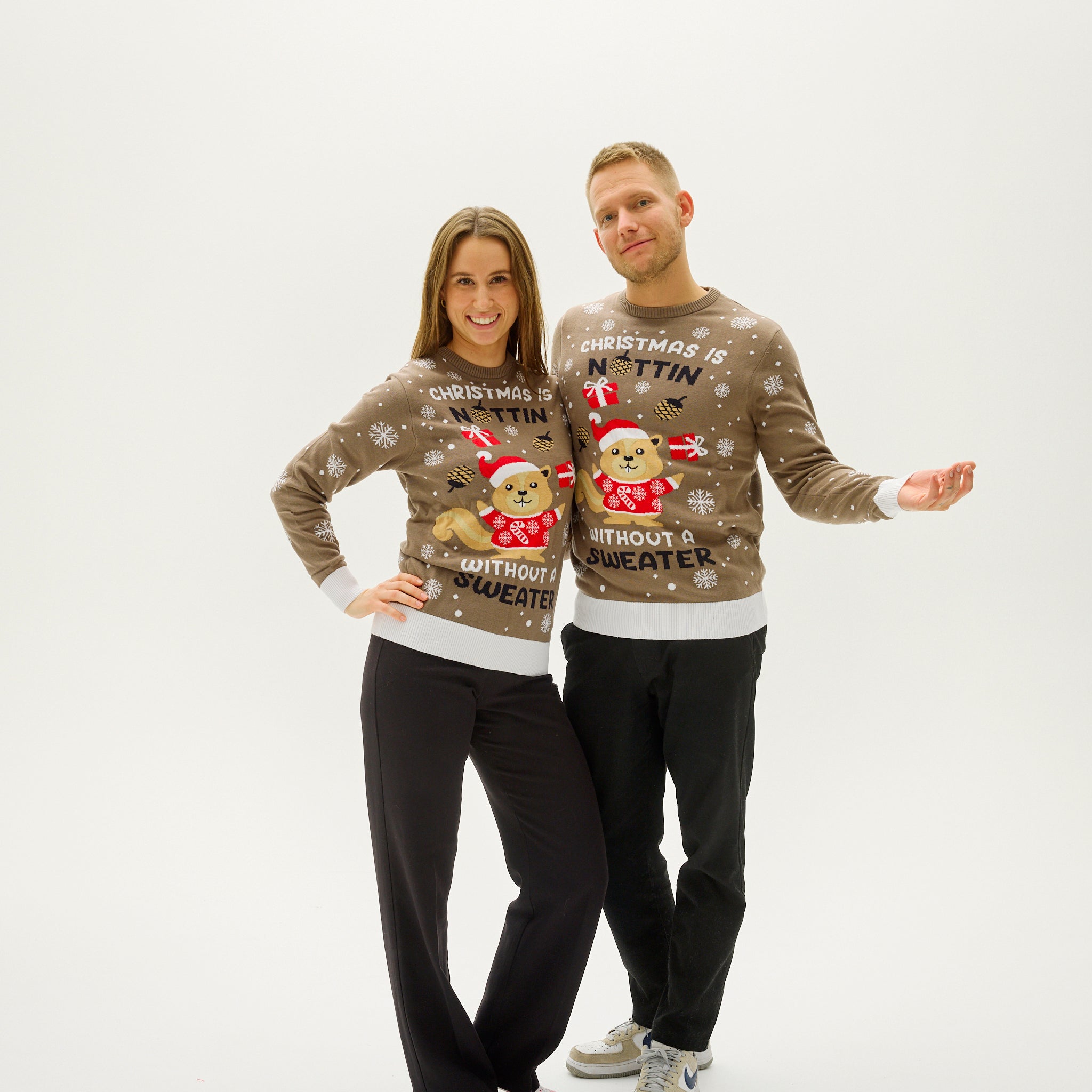 Christmas Is Nuttin Without A Sweater - Femme