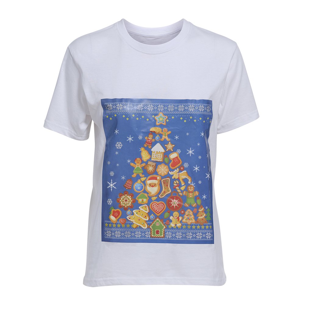 Un T-shirt blanc avec un imprimé de Noël bleu.